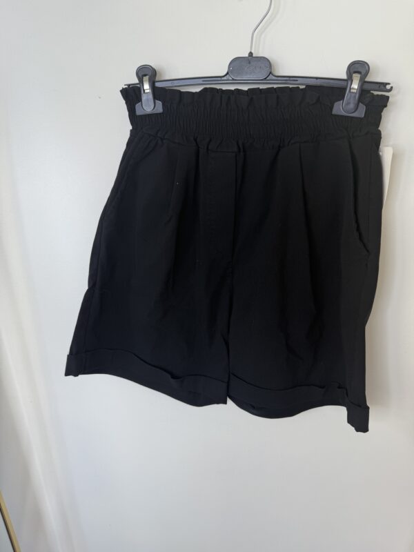 Tia shorts - Image 4